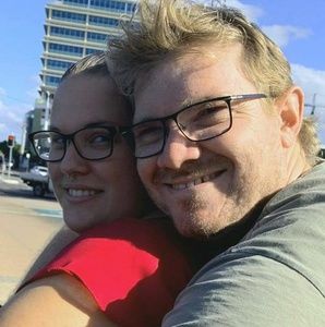 Meet your Posher, Noni